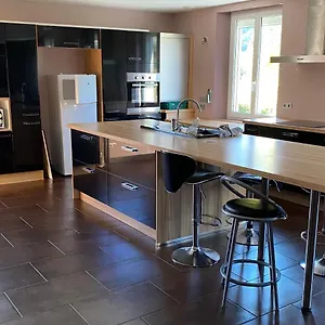 https://appartement-15-couchage-vallee-du-gresivaudan.hotels-rhonealpes.com