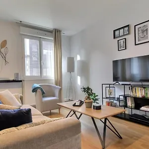  Appartement Hyper Centre Avec Garage Prive